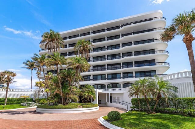2660 S Ocean Boulevard 703s, sold in Beach Point Condo, Palm Beach, FL
