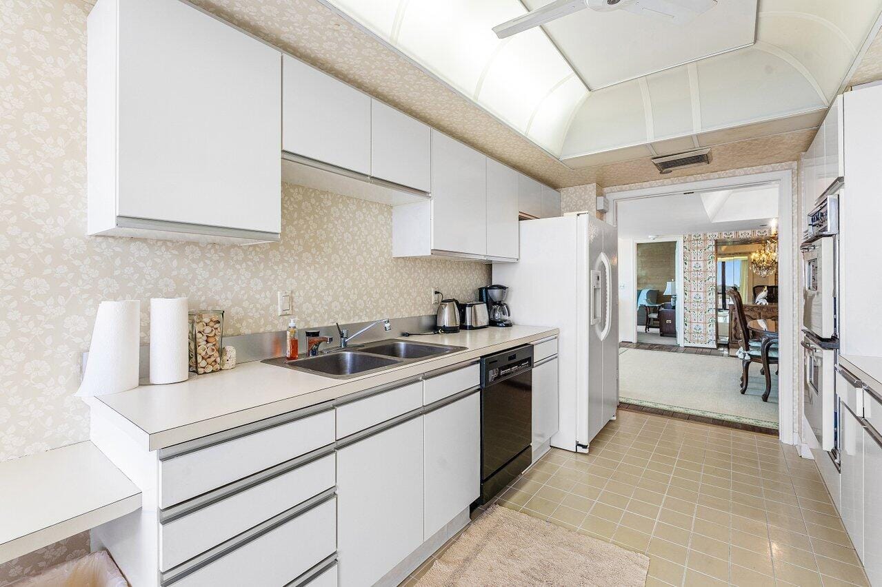 2660 S Ocean Boulevard 703s, Palm Beach, FL 33480 photo 18