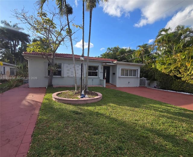 510 Lee Drive, sold in Edgewater Park Amd Pl, Miami Springs, FL