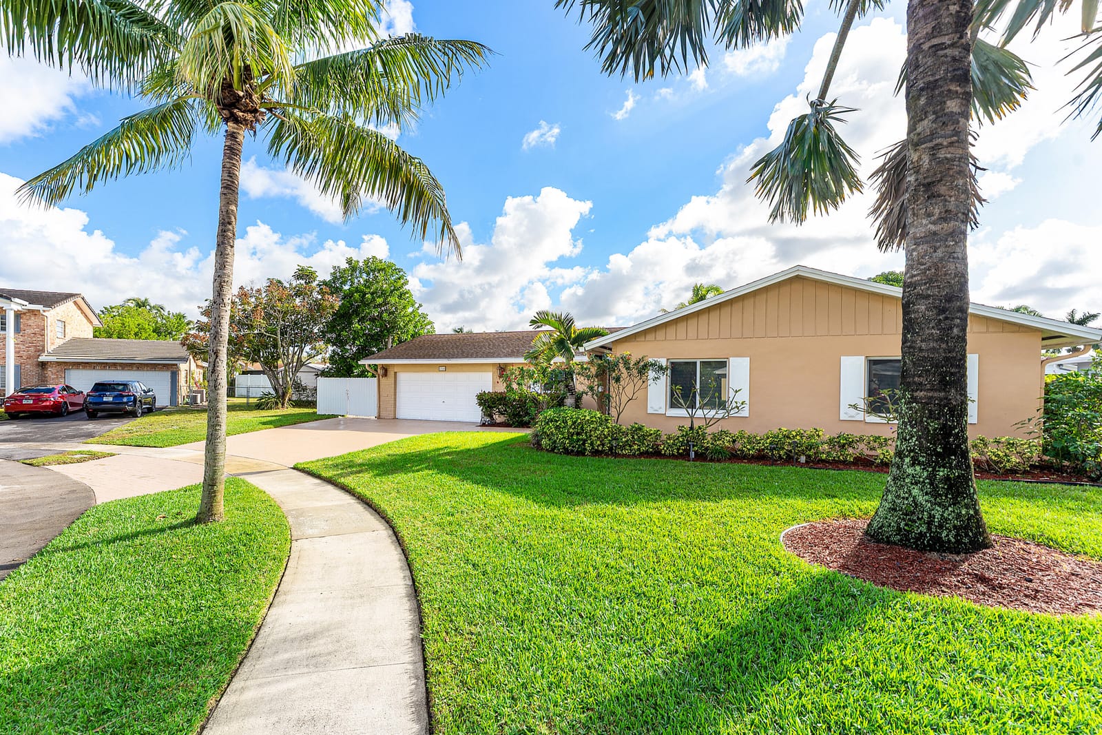 1540 SW 56th Avenue — photo 3