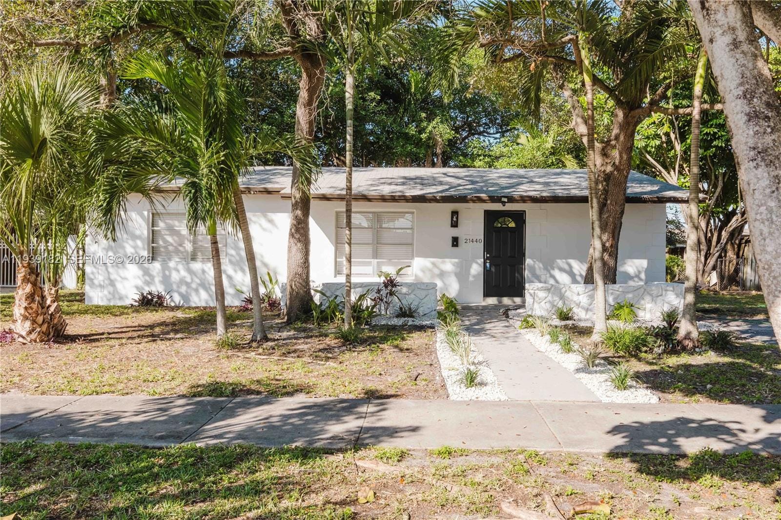 21440 N Miami Avenue, Miami Gardens, FL 33169 photo 2
