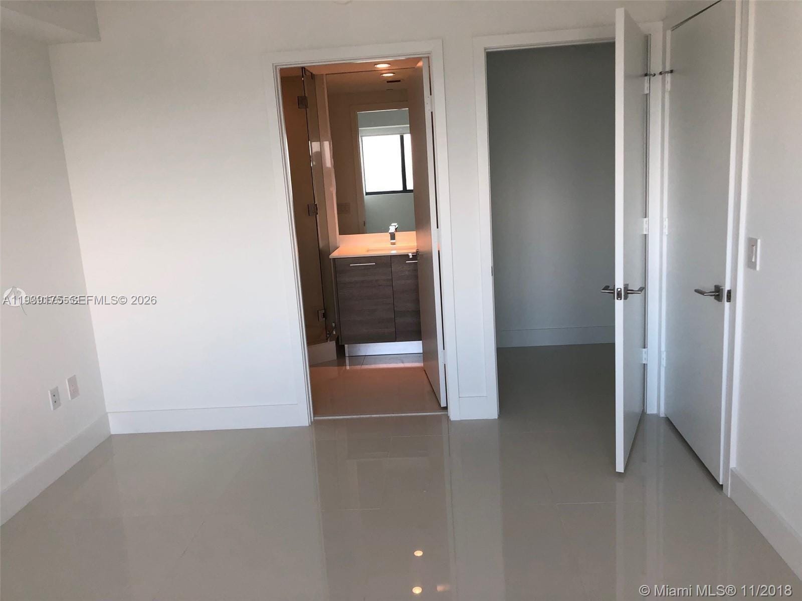 650 NE 32 Street 4503, Miami, FL 33137 photo 2