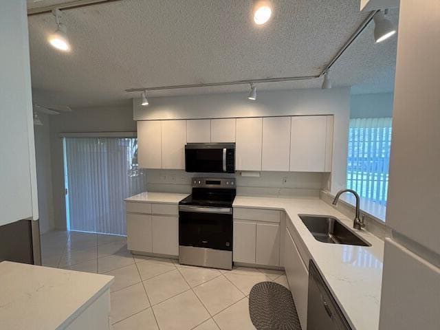 7372 Lake Meadow Way 101, Boynton Beach, FL 33437