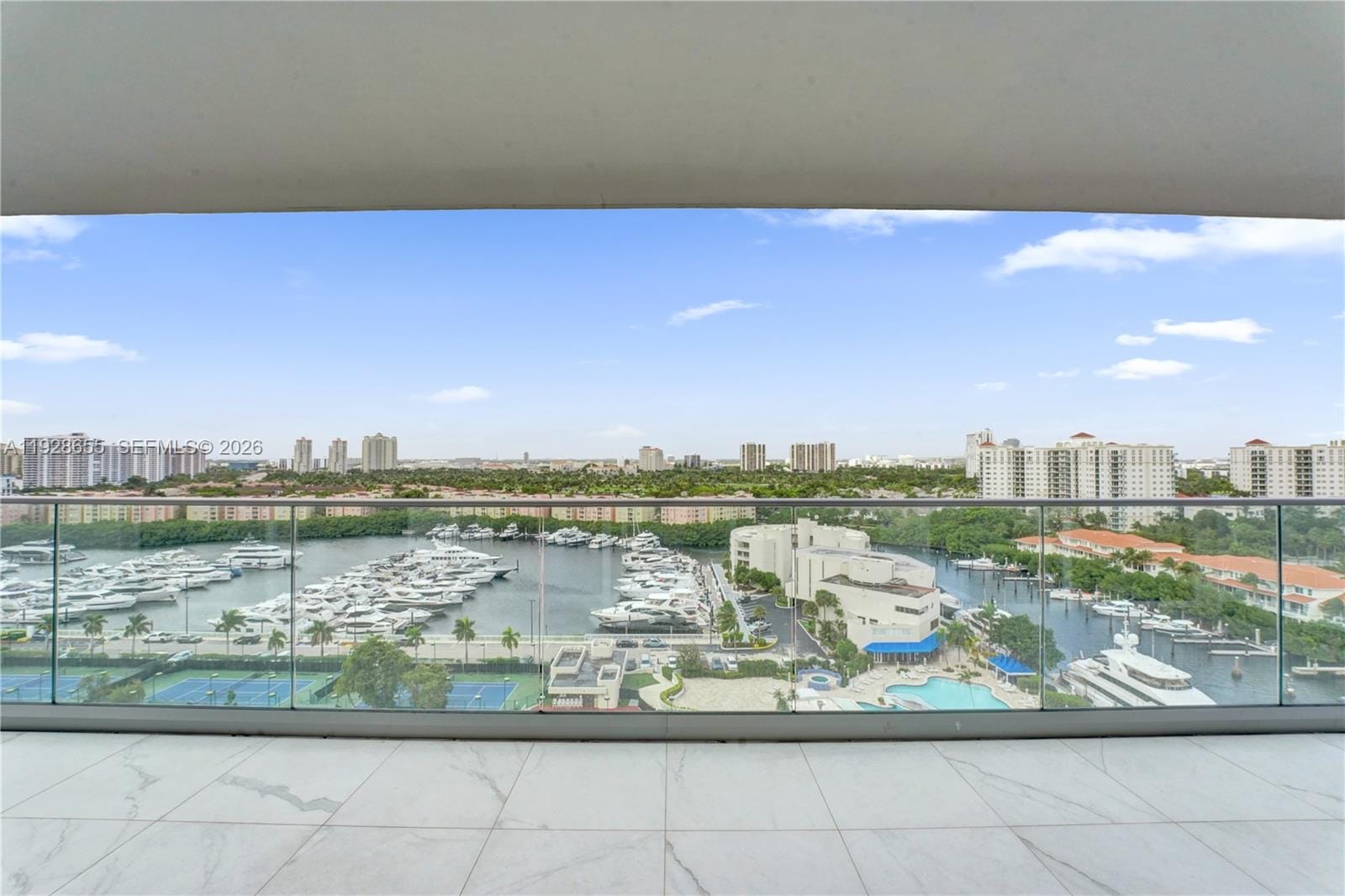 19707 Turnberry Way 16C, Aventura, FL 33180 photo 1
