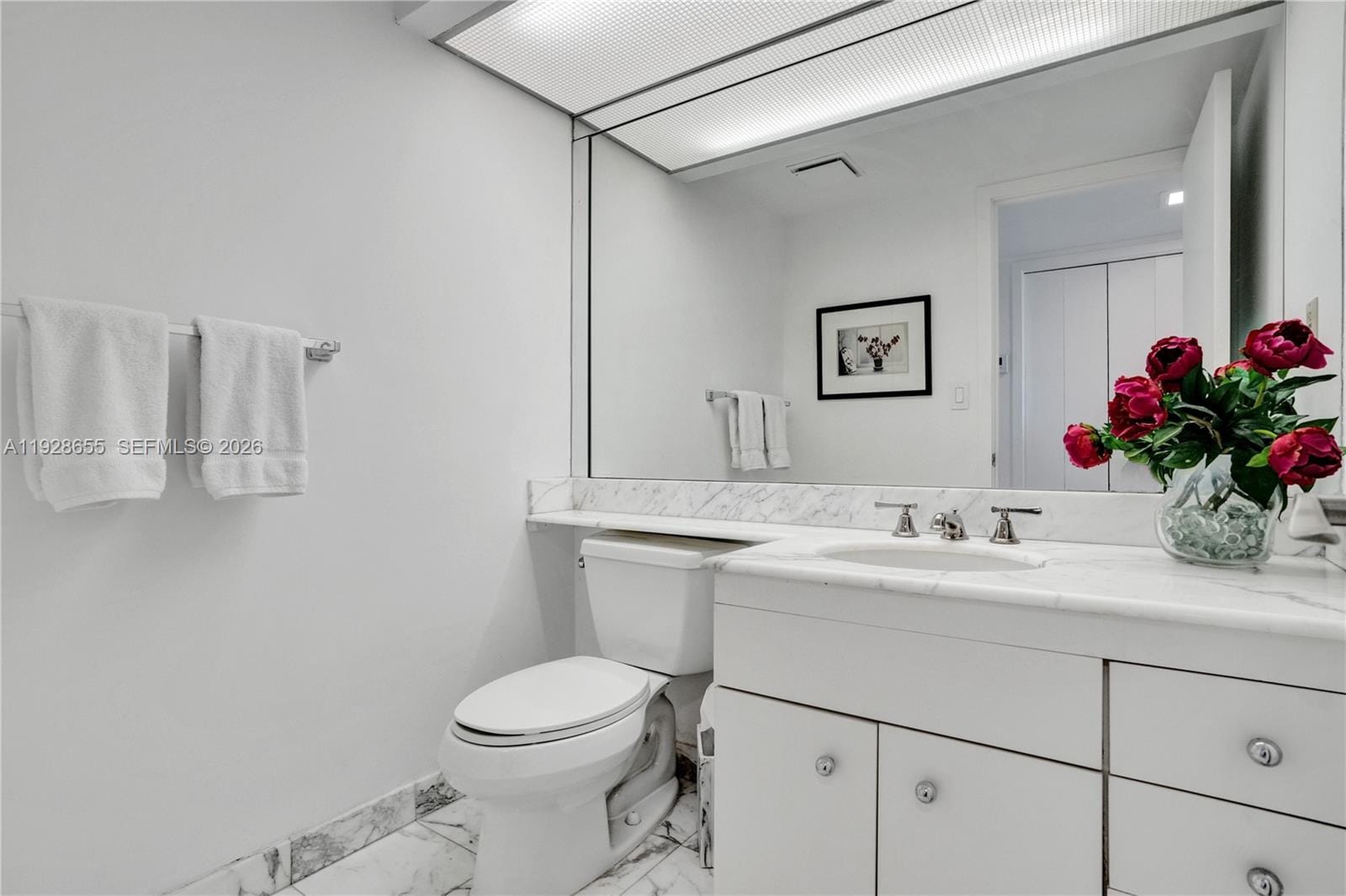 19707 Turnberry Way 16C, Aventura, FL 33180 photo 5