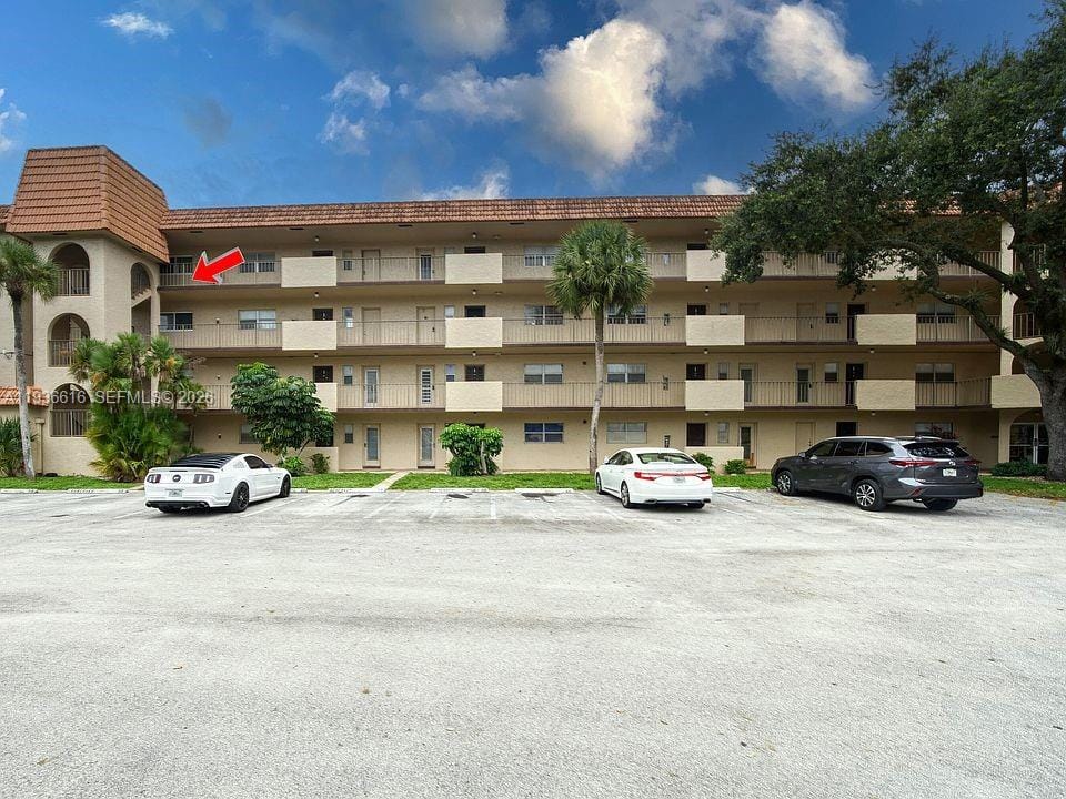 6301 N Falls Cir Drive 313 — photo 11