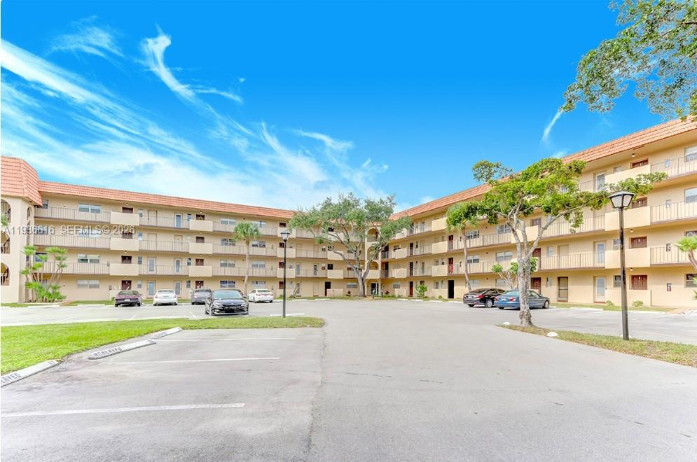 6301 N Falls Cir Drive 313, Lauderhill, FL 33319, Lauderhill