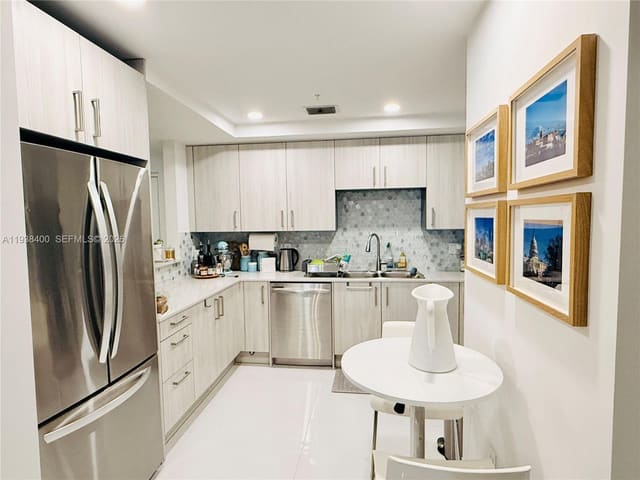 10950 NW 82nd Street 104, Doral, FL 33178
