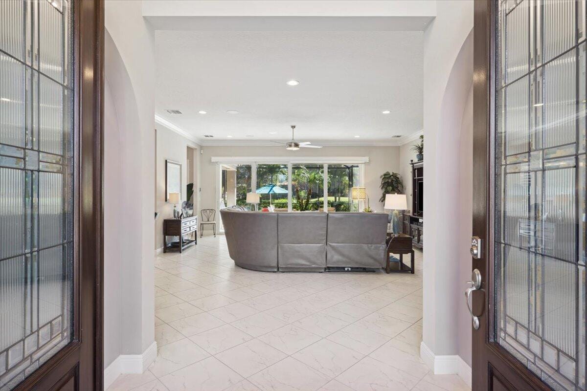 9629 Landings Drive — photo 8