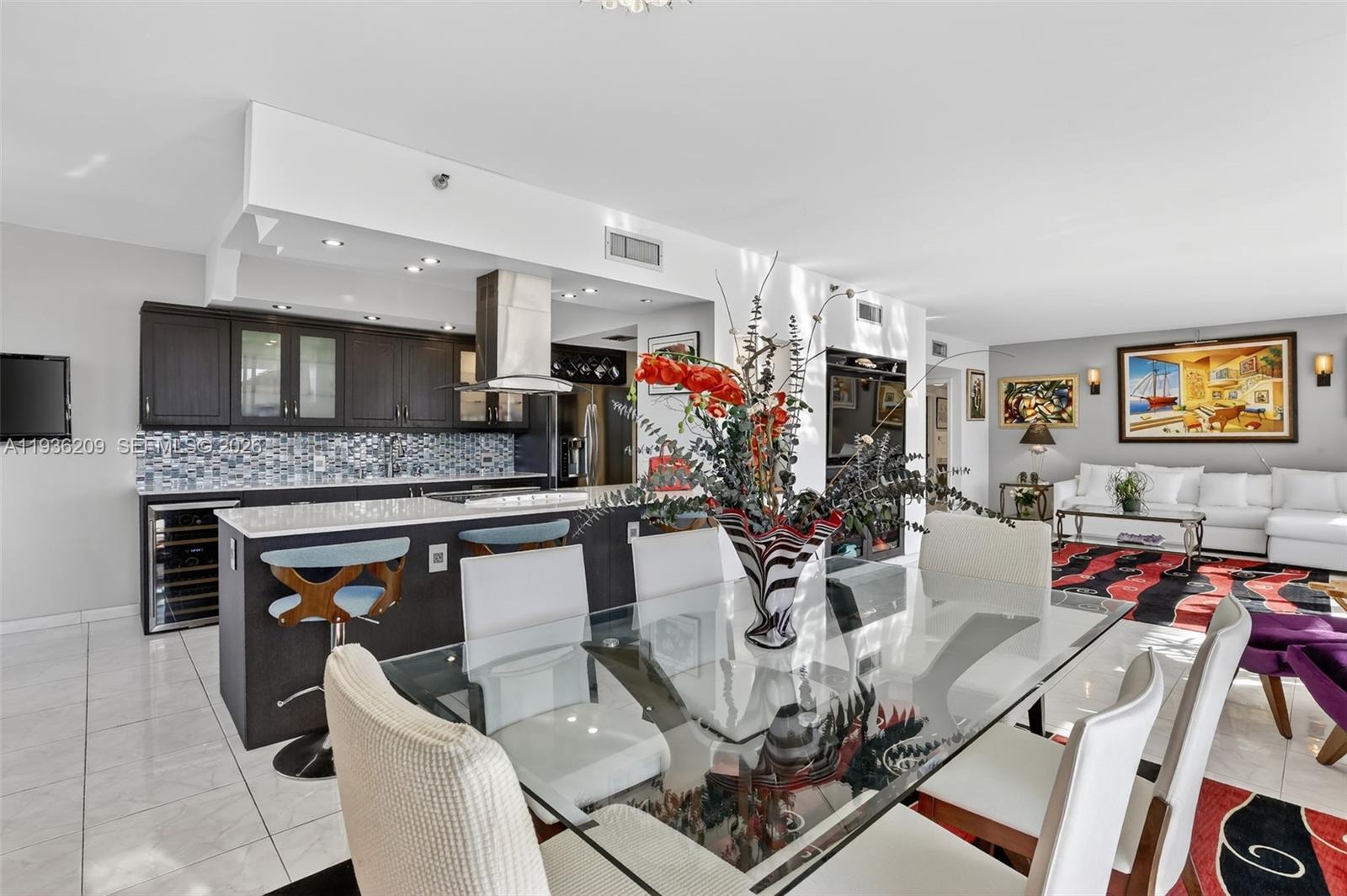 20281 E Country Club Drive 201, Aventura, FL 33180, Aventura