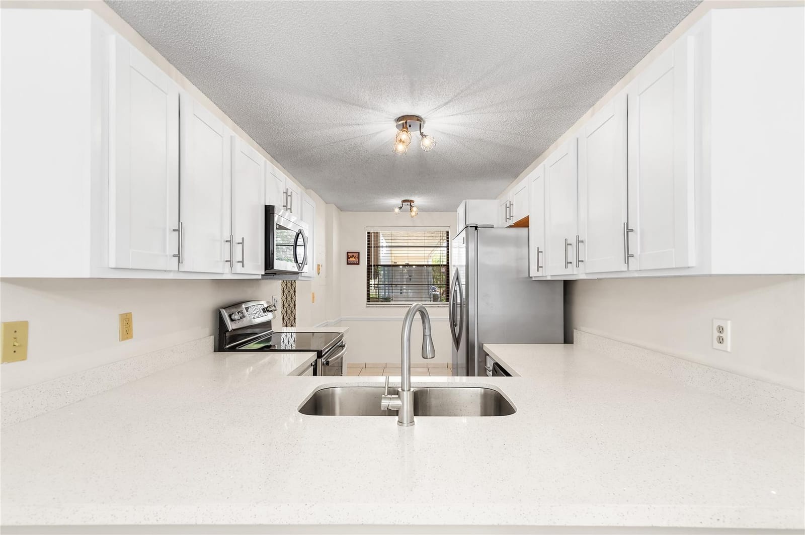 9676 W Mcnab Road 110 — photo 4