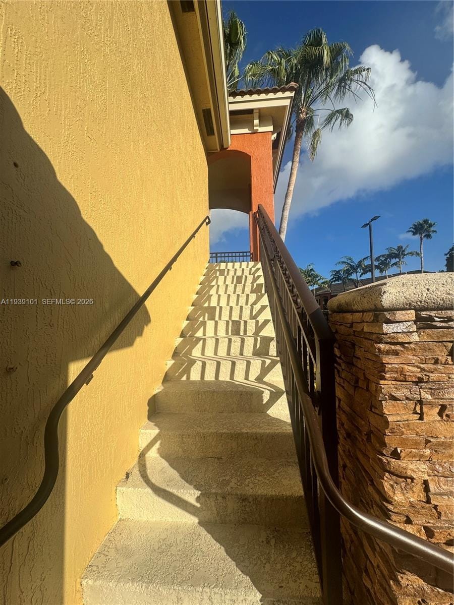3390 NE 10th Street 201 — photo 5