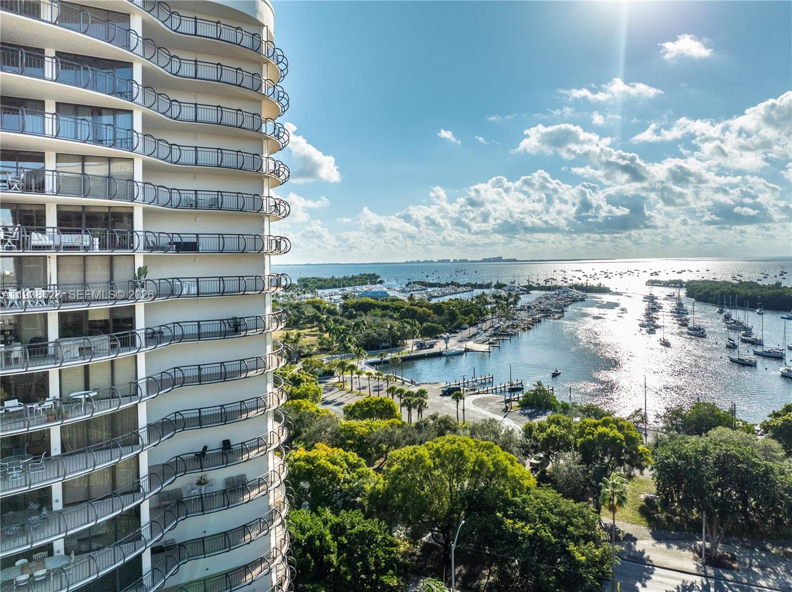 2843 S Bayshore Drive 6B — photo 3