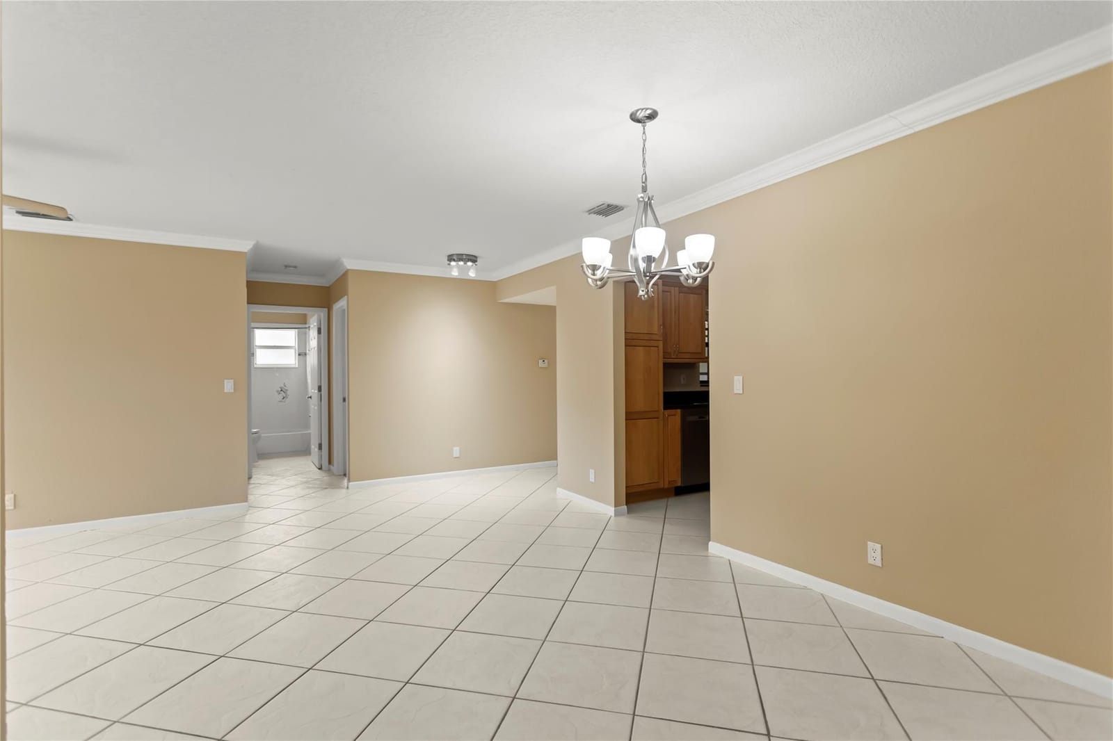 4498 Carambola Circle 27303 — photo 11