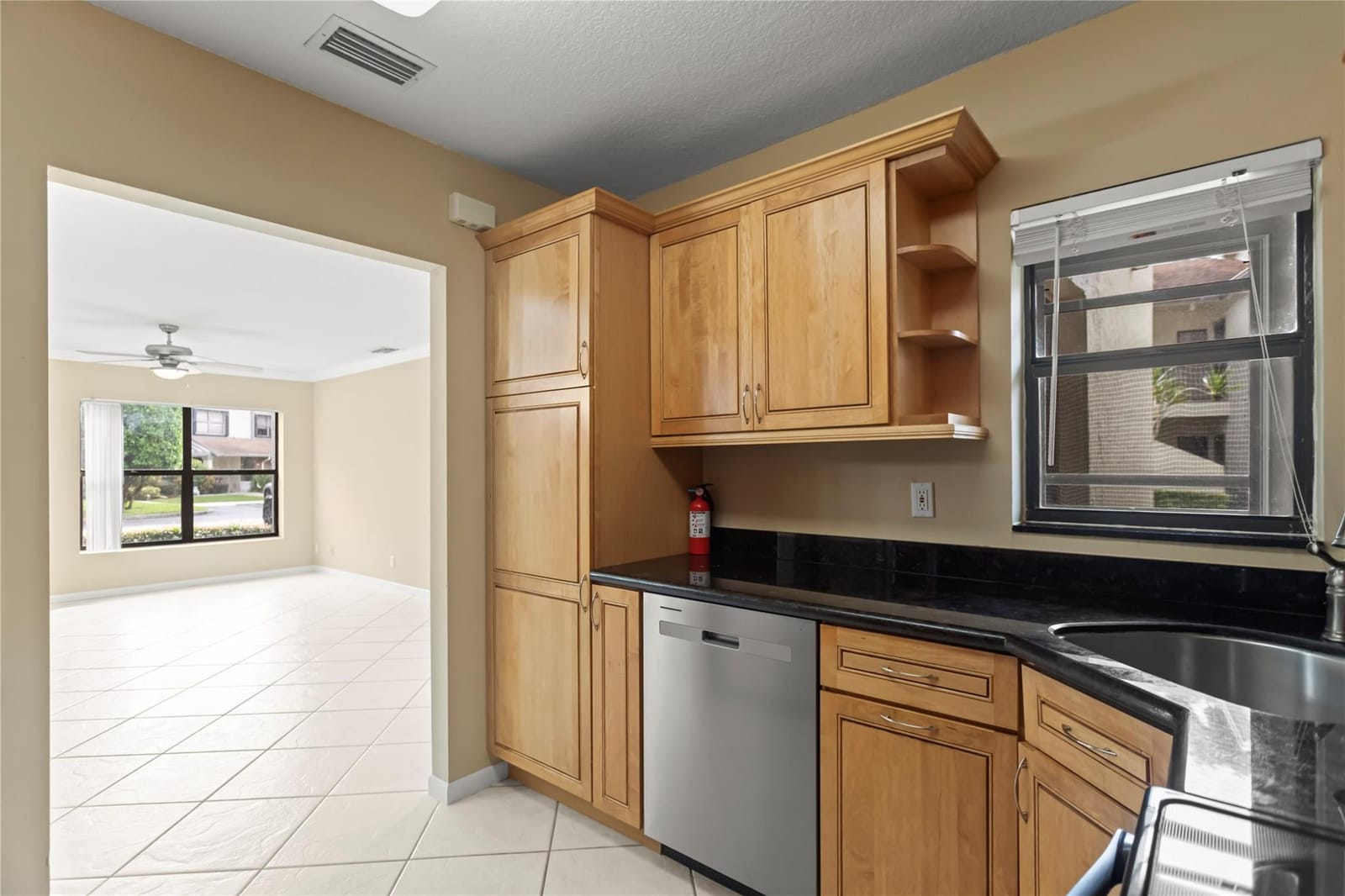 4498 Carambola Circle 27303, Pompano Beach, FL 33066 photo 15