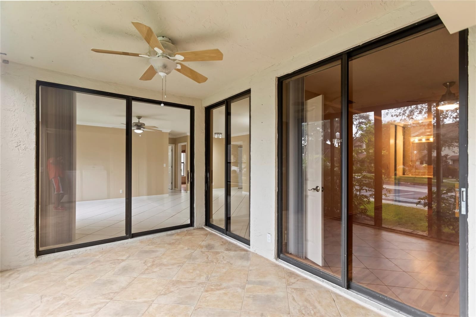 4498 Carambola Circle 27303, Pompano Beach, FL 33066 photo 18