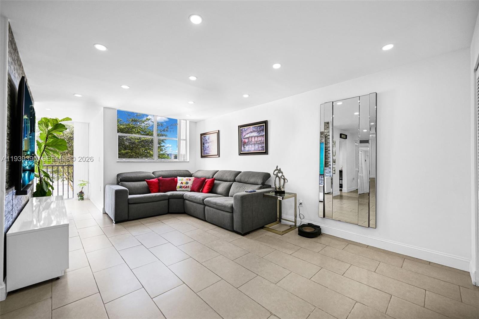 9441 SW 4th Street 309 — photo 9