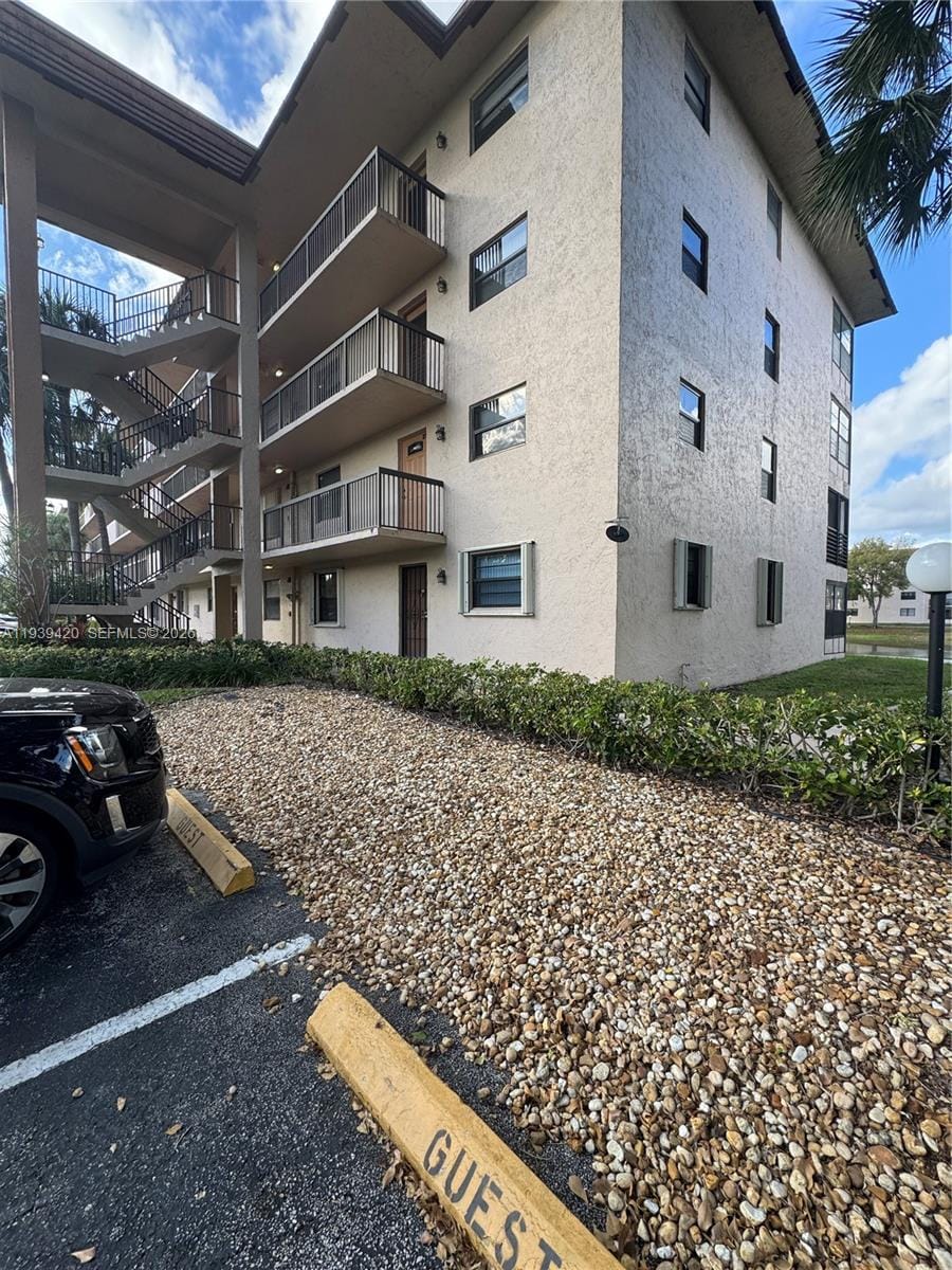 4970 E Sabal Palm Boulevard 115, Tamarac, FL 33319