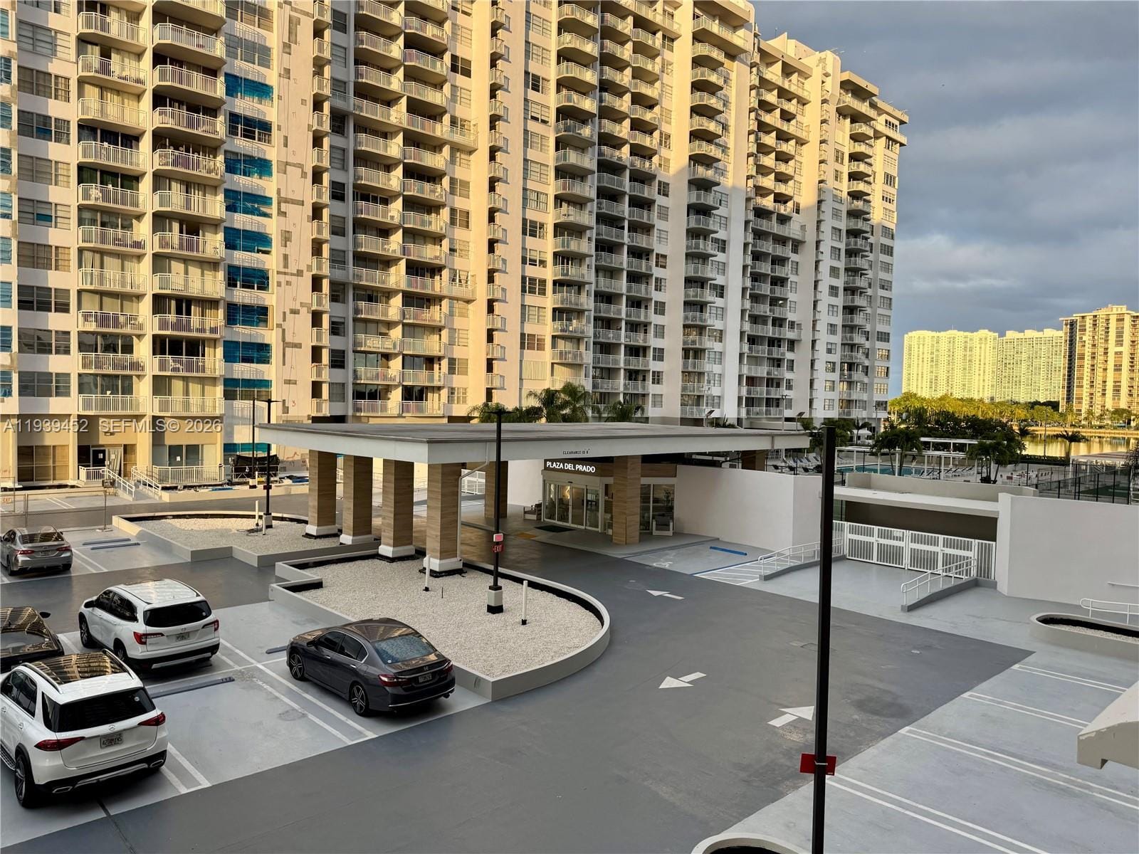 18021 Biscayne Boulevard 304, Aventura, FL 33160 photo 17