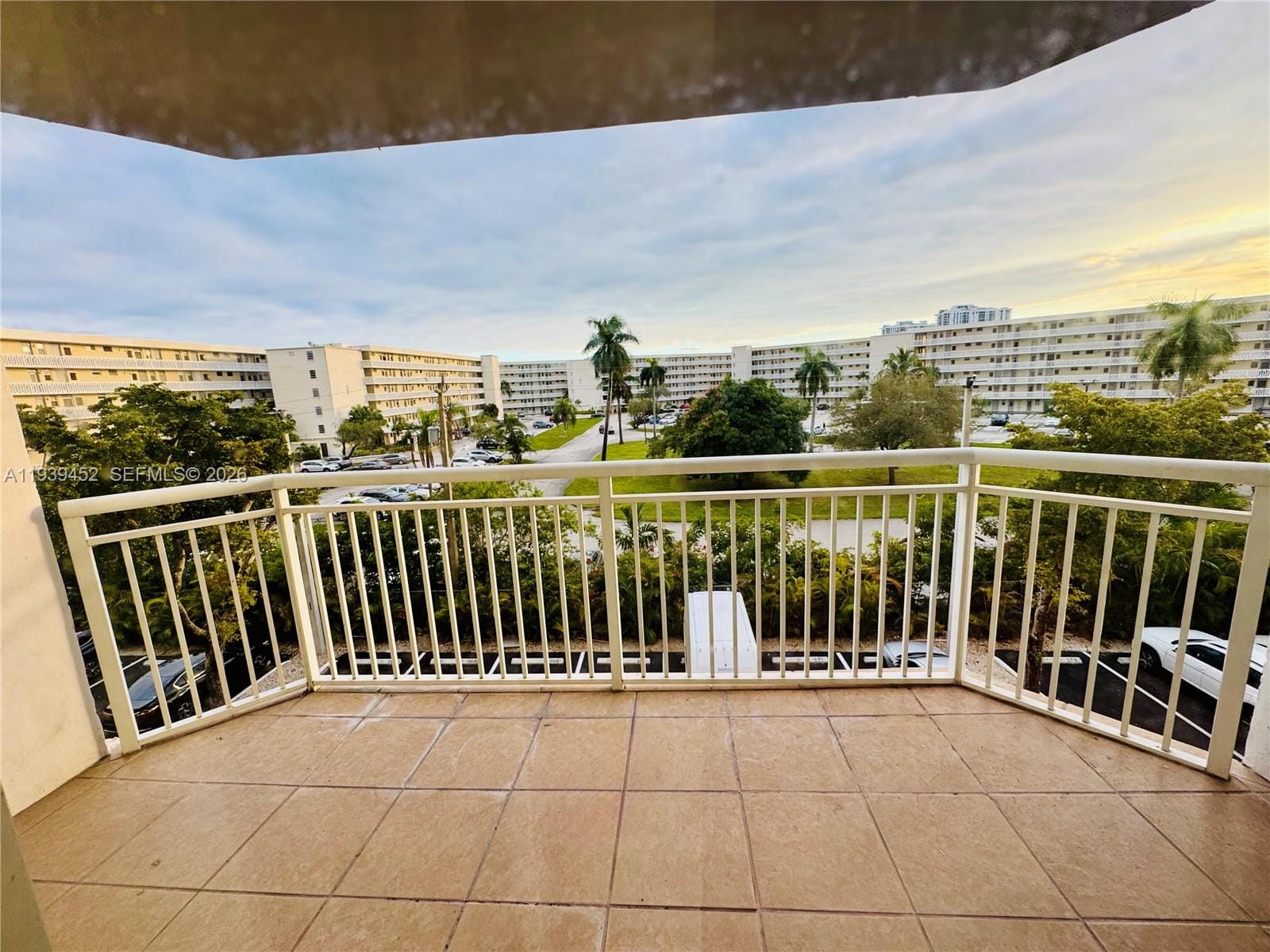 18021 Biscayne Boulevard 304, Aventura, FL 33160 photo 22