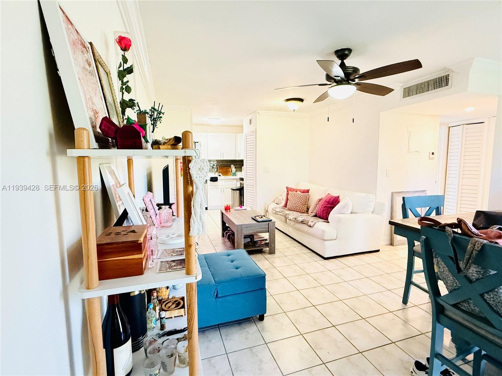 2651 Riverside Drive 3 — photo 8