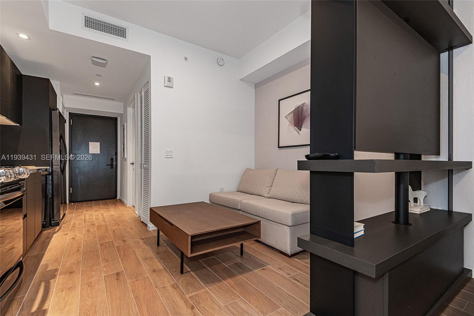 398 NE 5th Street 4512, Miami, FL 33132 photo 15