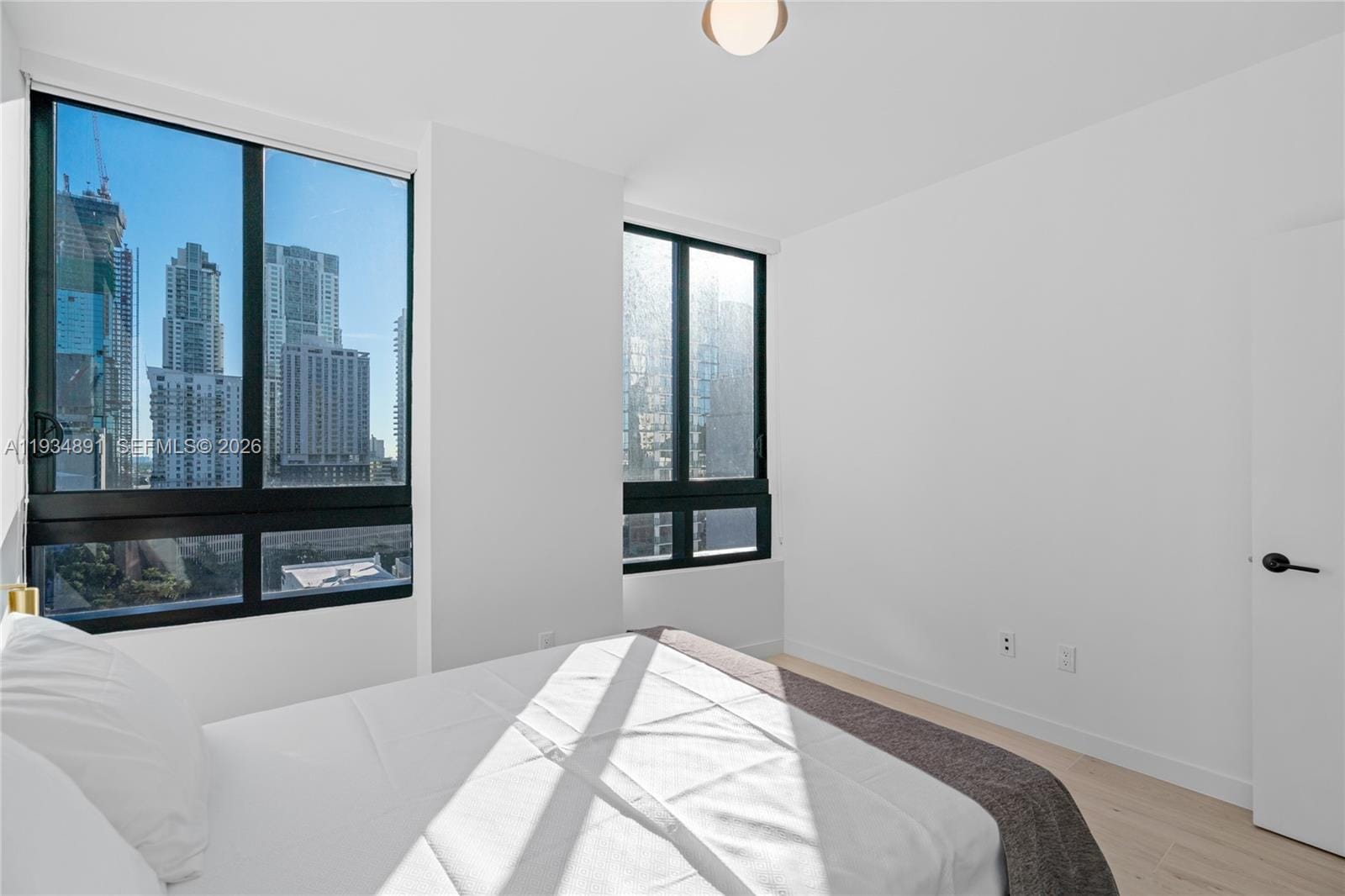225 N Miami Avenue 1405, Miami, FL 33132 photo 14