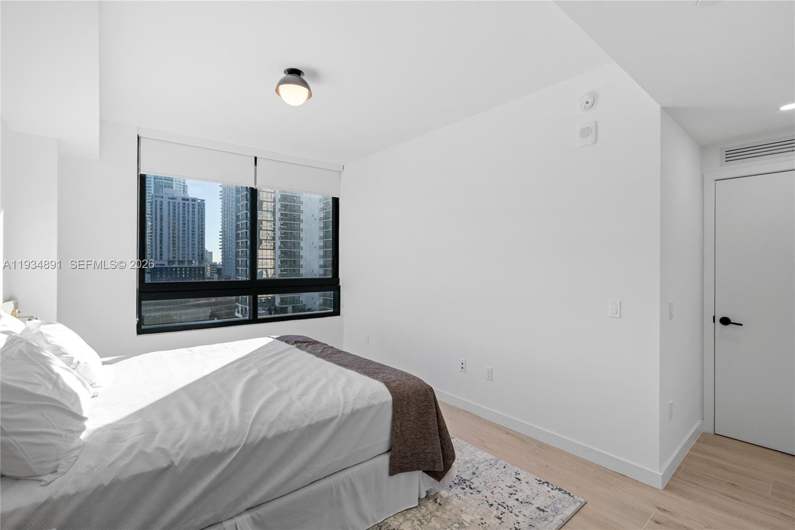 225 N Miami Avenue 1405, Miami, FL 33132 photo 22