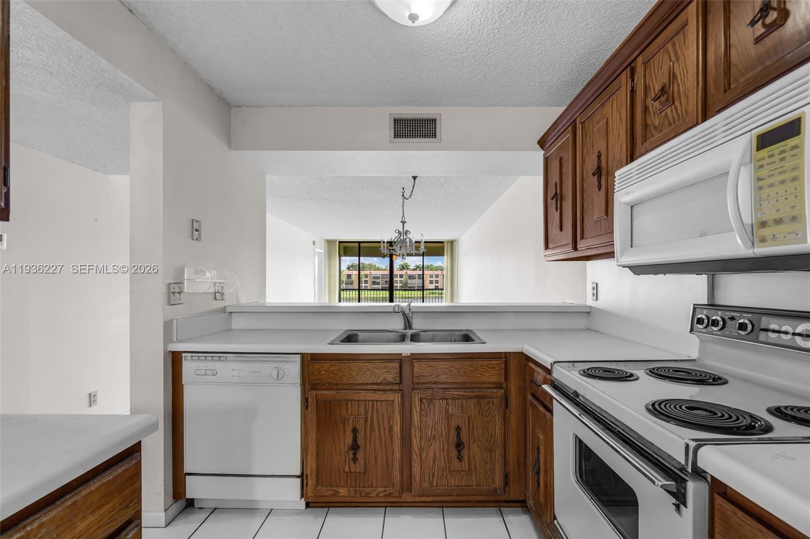 6321 Coral Lake Drive 209 — photo 7