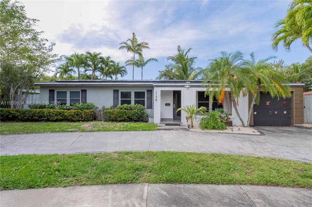 1174 Garfield Street, sold in Look Homesites, Hollywood, FL