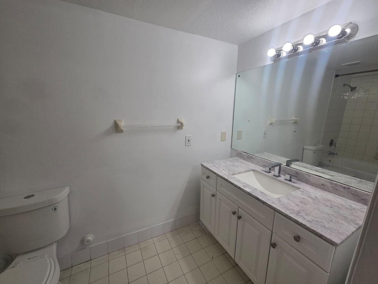 1161 Golden Lakes Boulevard 1315 — photo 11