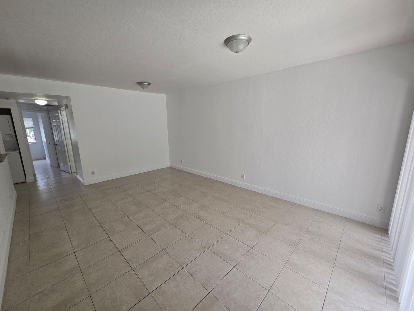 1161 Golden Lakes Boulevard 1315 — photo 4