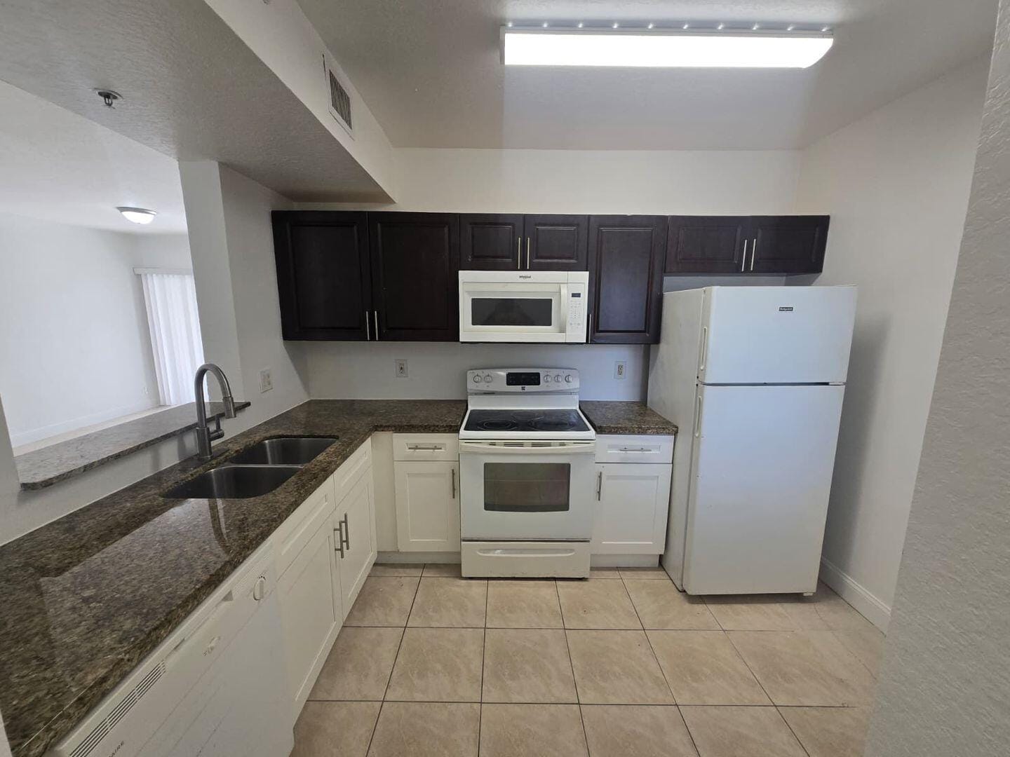 1161 Golden Lakes Boulevard 1315 — photo 7