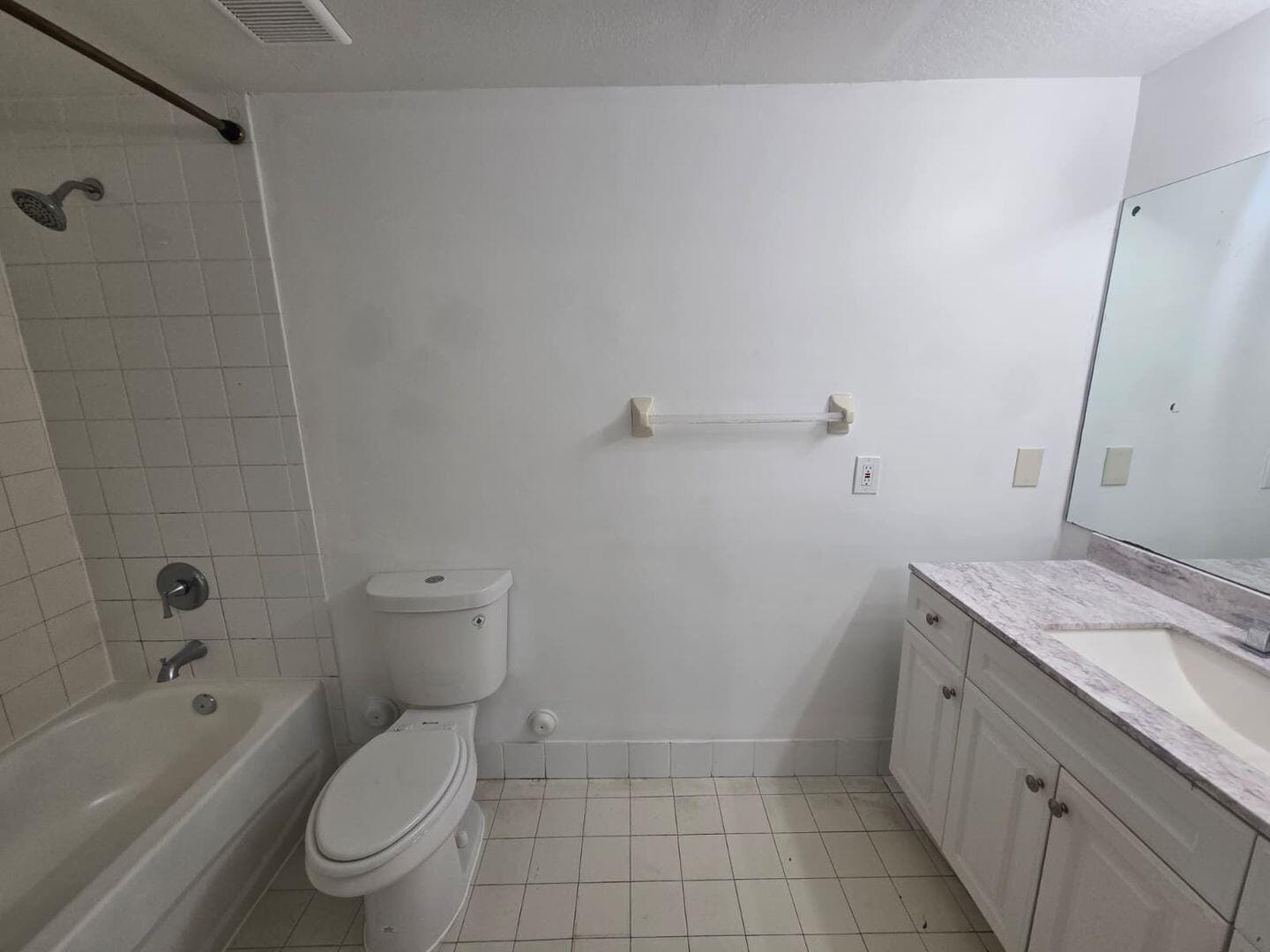 1161 Golden Lakes Boulevard 1315 — photo 10
