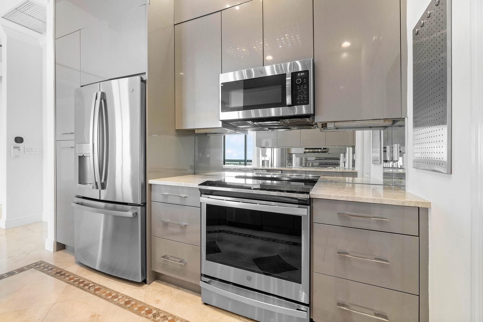 801 S Olive Avenue 1603, West Palm Beach, FL 33401 photo 12