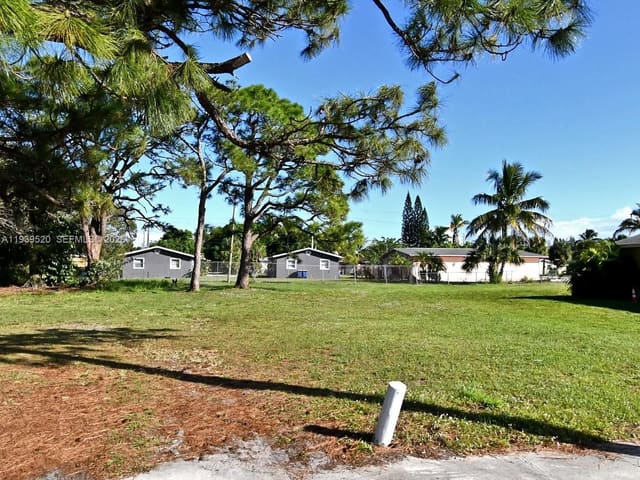 24 North Street, sold in Alamanda Vista Subdivision, Fort Pierce, FL