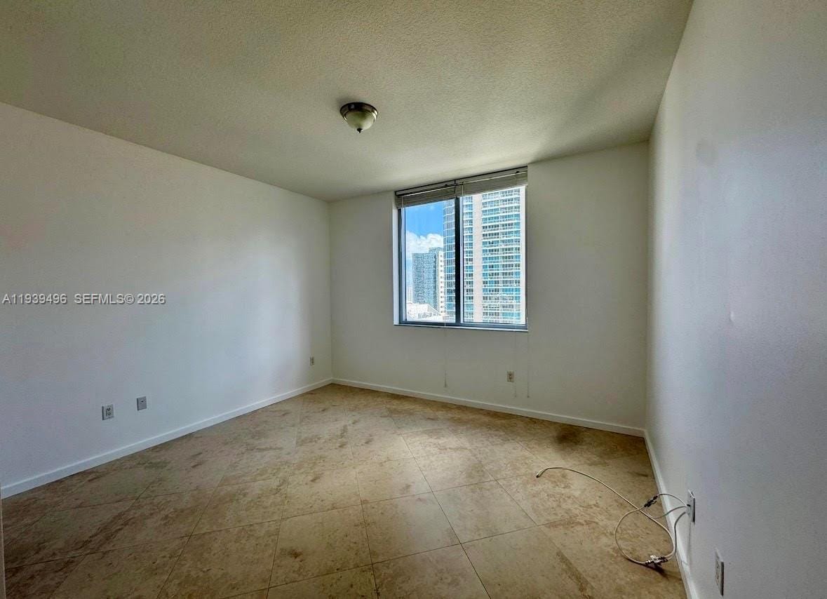 1060 Brickell Avenue 2603 — photo 7