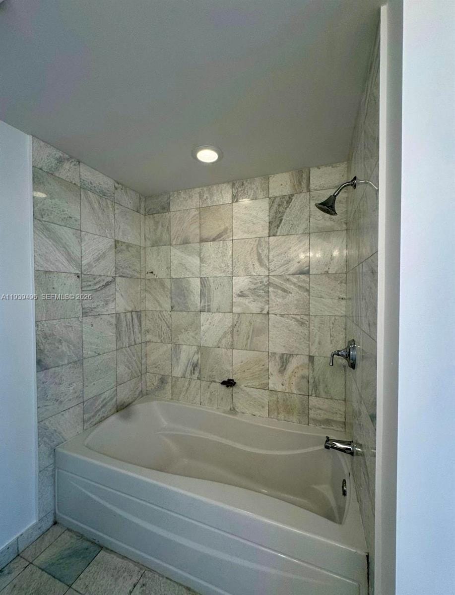 1060 Brickell Avenue 2603 — photo 10