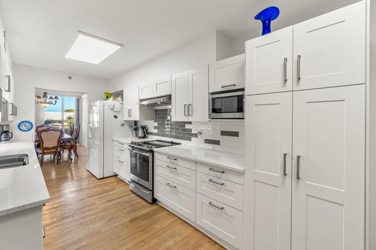 1401 S Ocean Boulevard 3090 — photo 2
