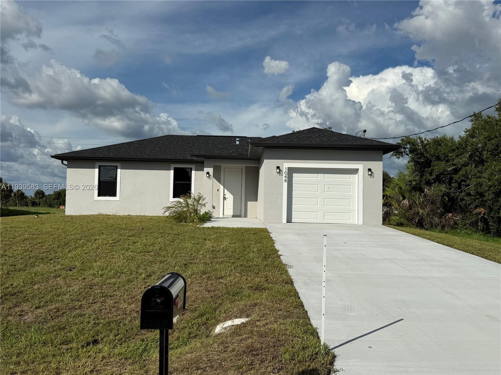 1048 Jay Court — photo 4