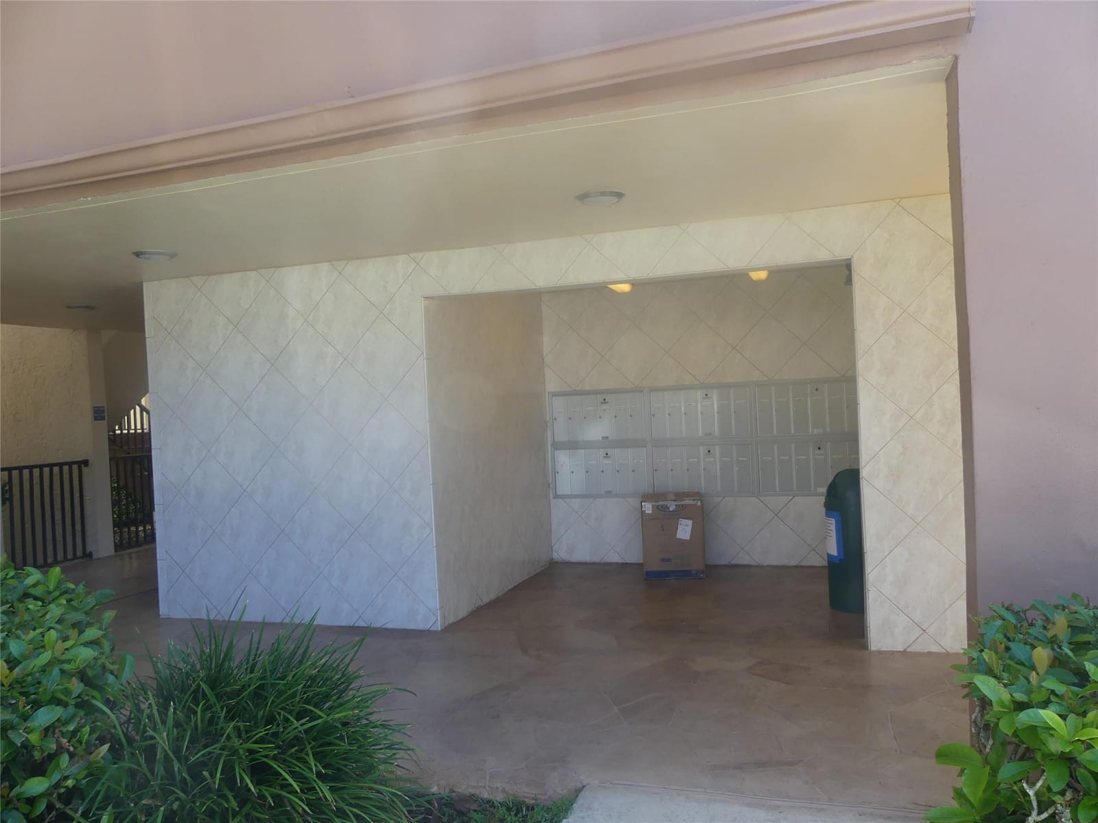 10657 W Clairmont Circle 306, Tamarac, FL 33321 photo 15
