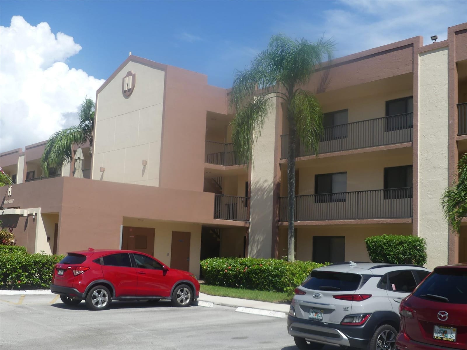 10657 W Clairmont Circle 306, Tamarac, FL 33321 photo 9
