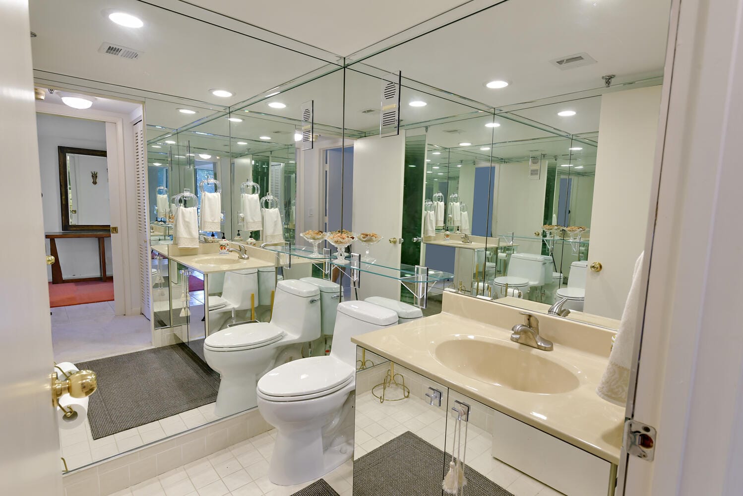 2427 Presidential Way 204, West Palm Beach, FL 33401 photo 19