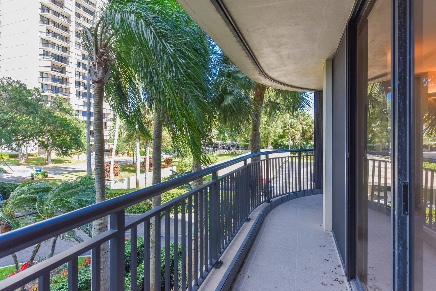 2427 Presidential Way 204, West Palm Beach, FL 33401 photo 25