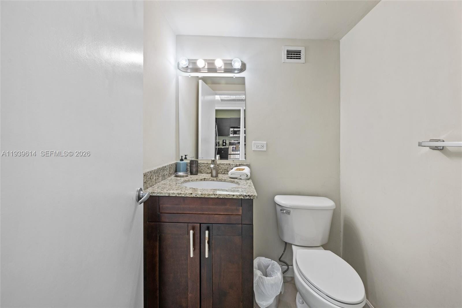 5601 Collins Avenue 1618, Miami Beach, FL 33140 photo 13