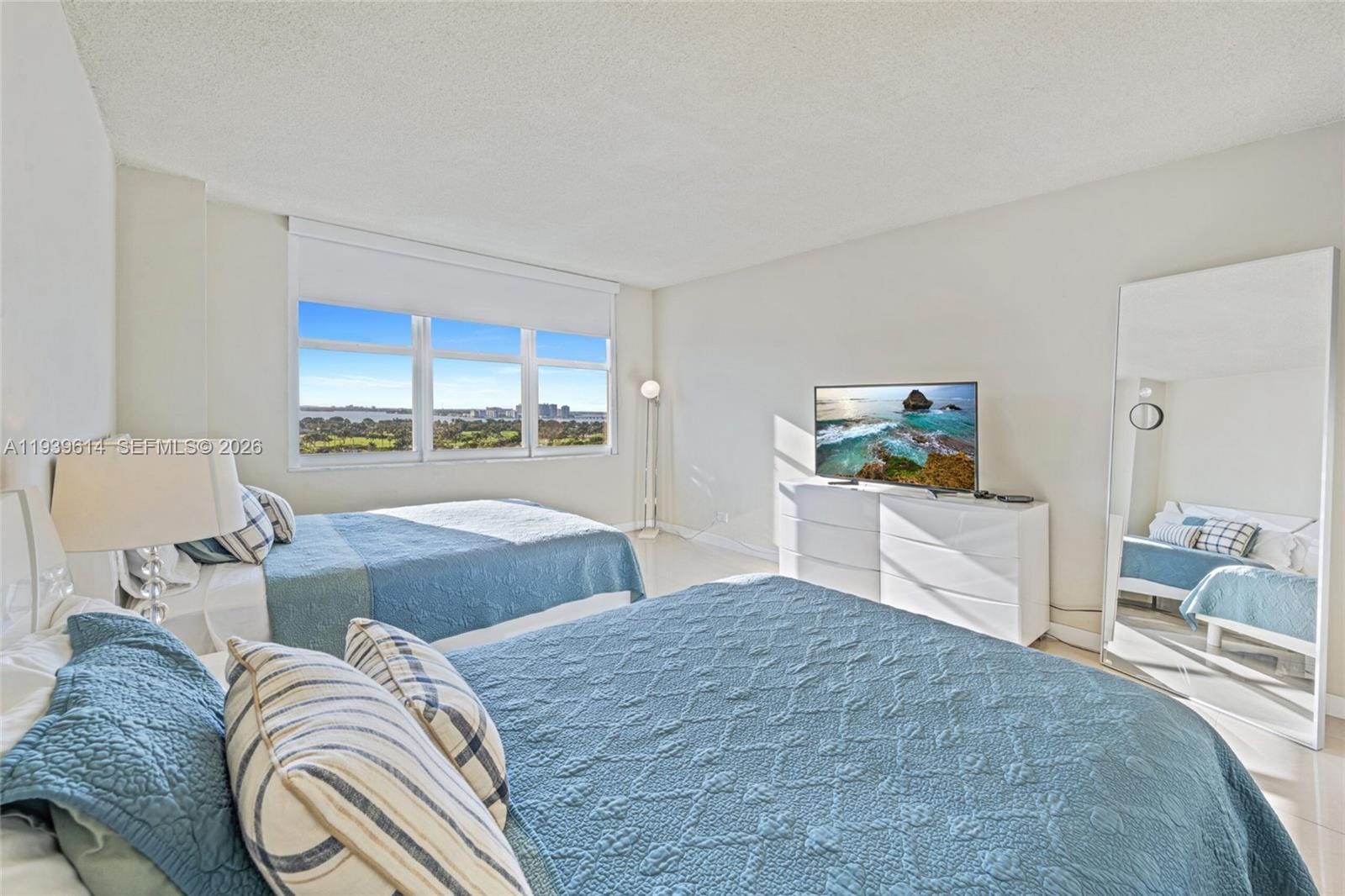 5601 Collins Avenue 1618 — photo 8