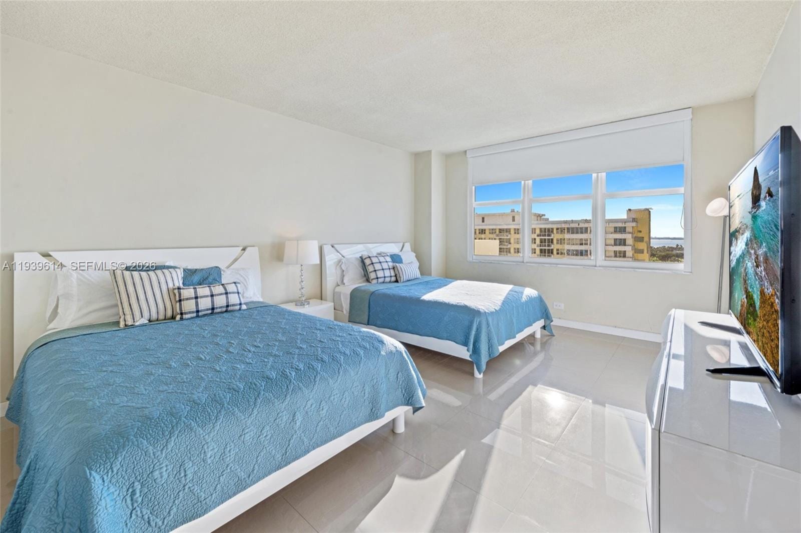 5601 Collins Avenue 1618 — photo 9