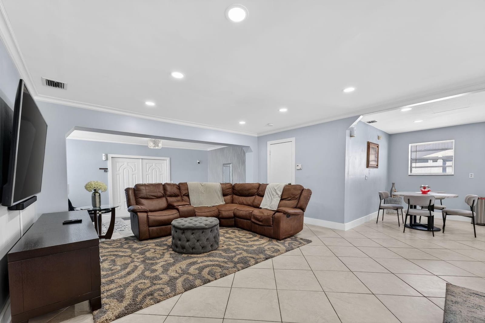 401 NW 39th Street — photo 9