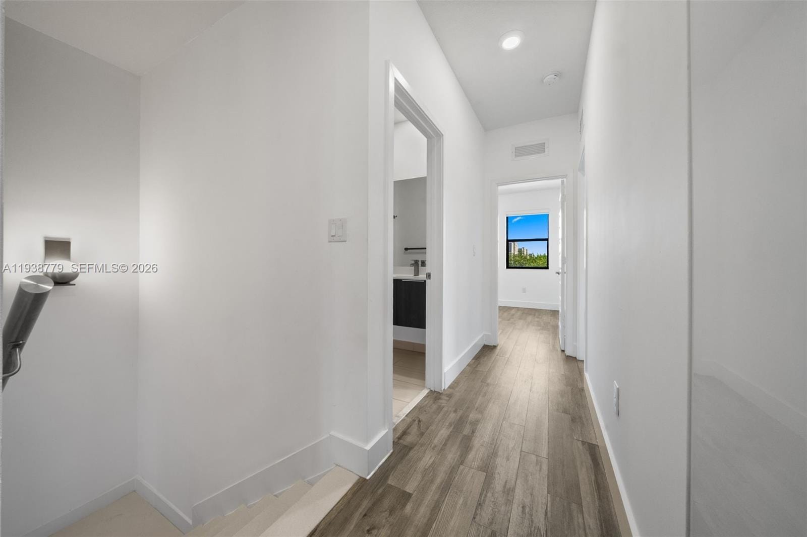 8106 NW 105th Court — photo 3