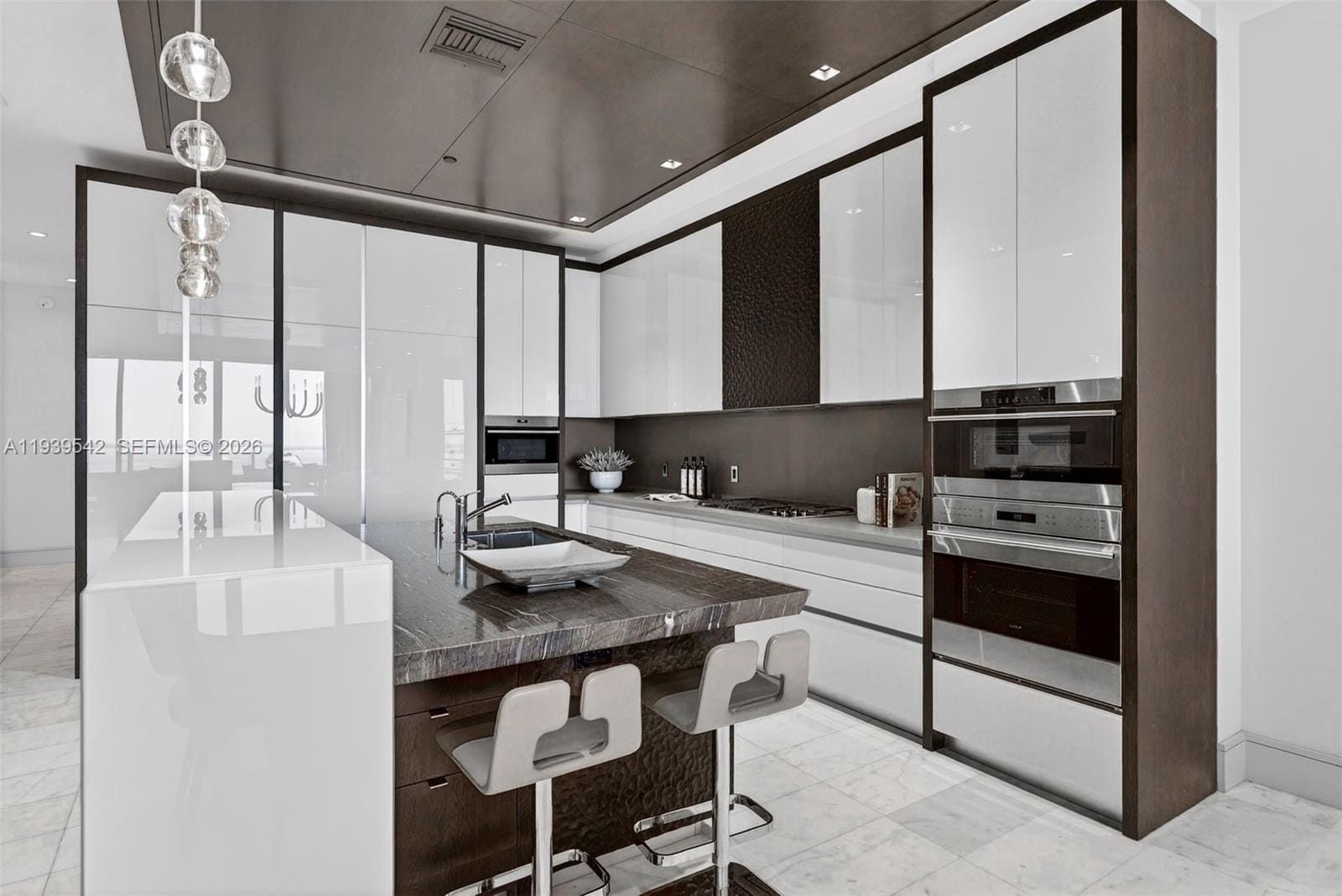 2821 S Bayshore Drive 19B — photo 9